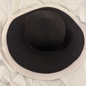 NoLLia Black & White Wide Brim Sun Hat Paper Straw One Size